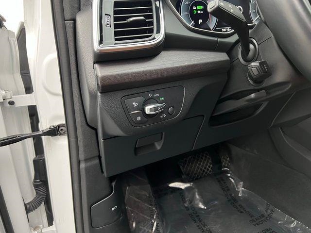 2022 Audi Q5 e Plug-In Hybrid S line Premium AWD