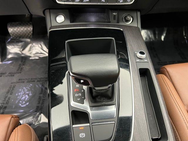 2022 Audi Q5 e Plug-In Hybrid S line Premium AWD