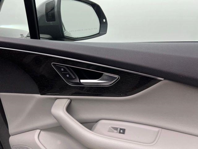 2022 Audi Q7 Premium Plus AWD