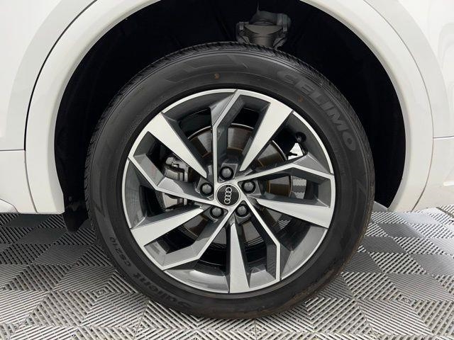 2023 Audi Q5 S line Premium Plus AWD