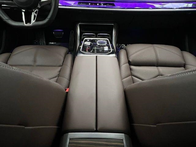 2025 BMW 7 Series 740i xDrive AWD
