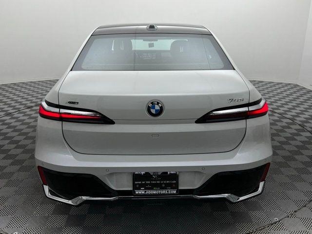 2025 BMW 7 Series 740i xDrive AWD