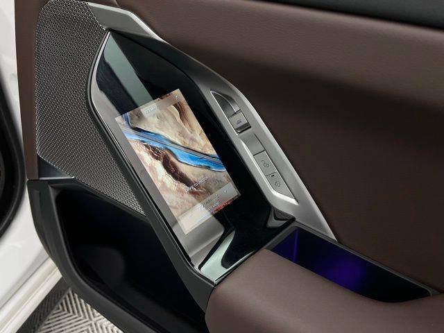 2025 BMW 7 Series 740i xDrive AWD