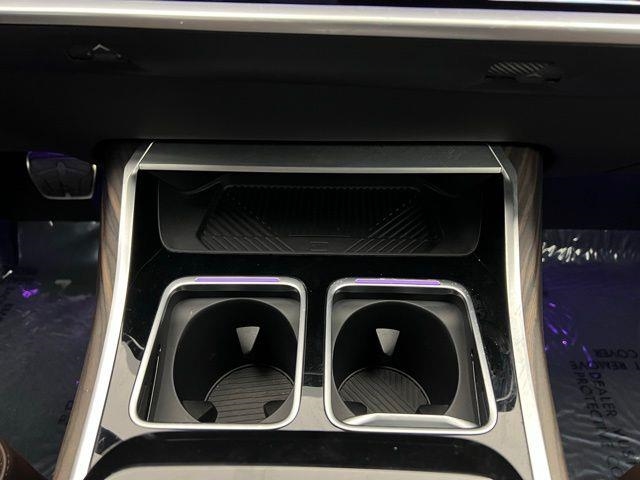 2025 BMW 7 Series 740i xDrive AWD