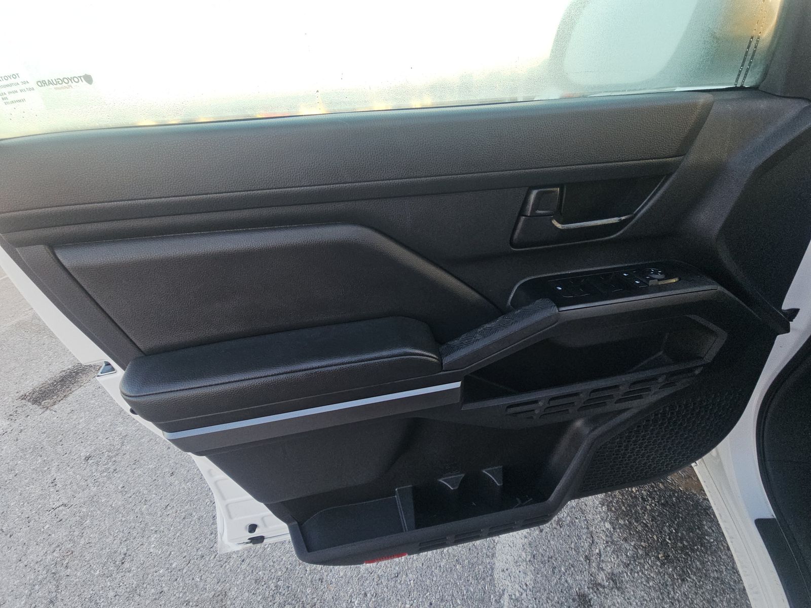 2024 Toyota Tacoma SR5 FWD