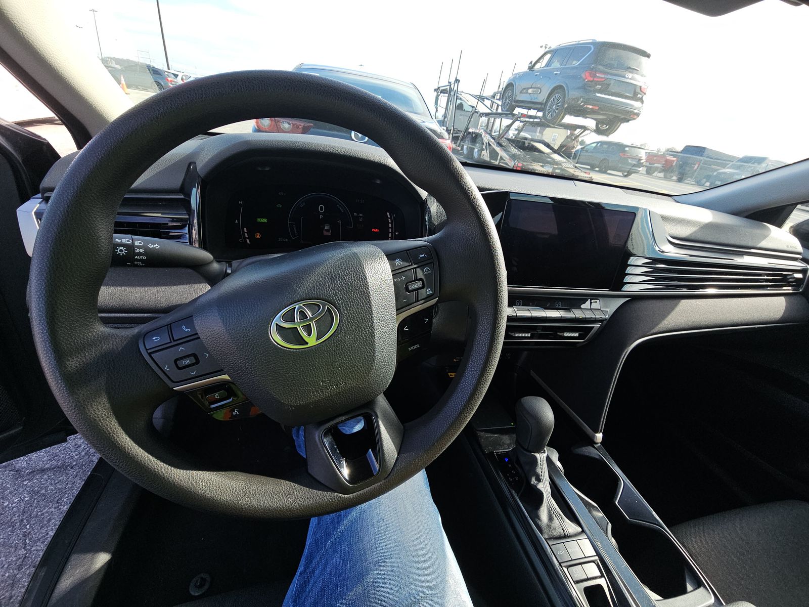 2025 Toyota Camry LE FWD