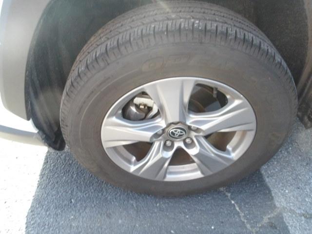 2025 Toyota RAV4 XLE AWD