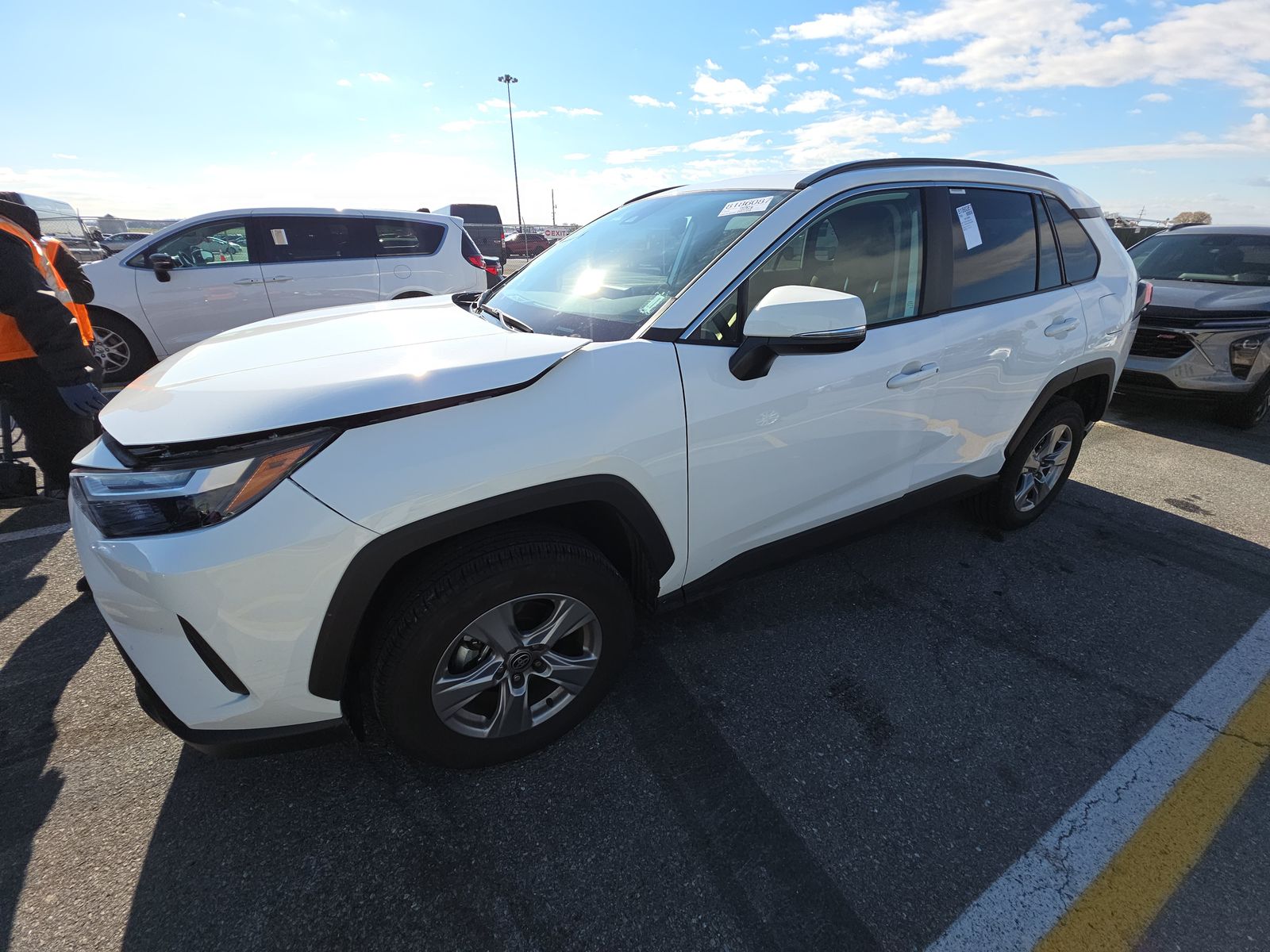 2025 Toyota RAV4 XLE AWD