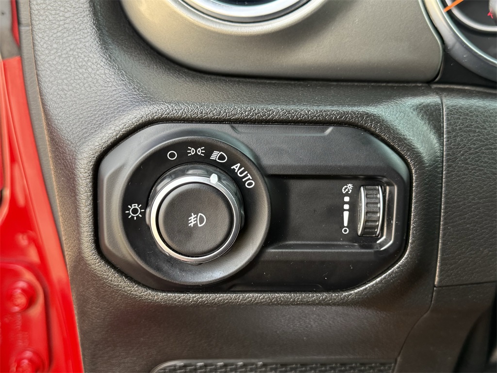 2023 Jeep Wrangler Sahara AWD