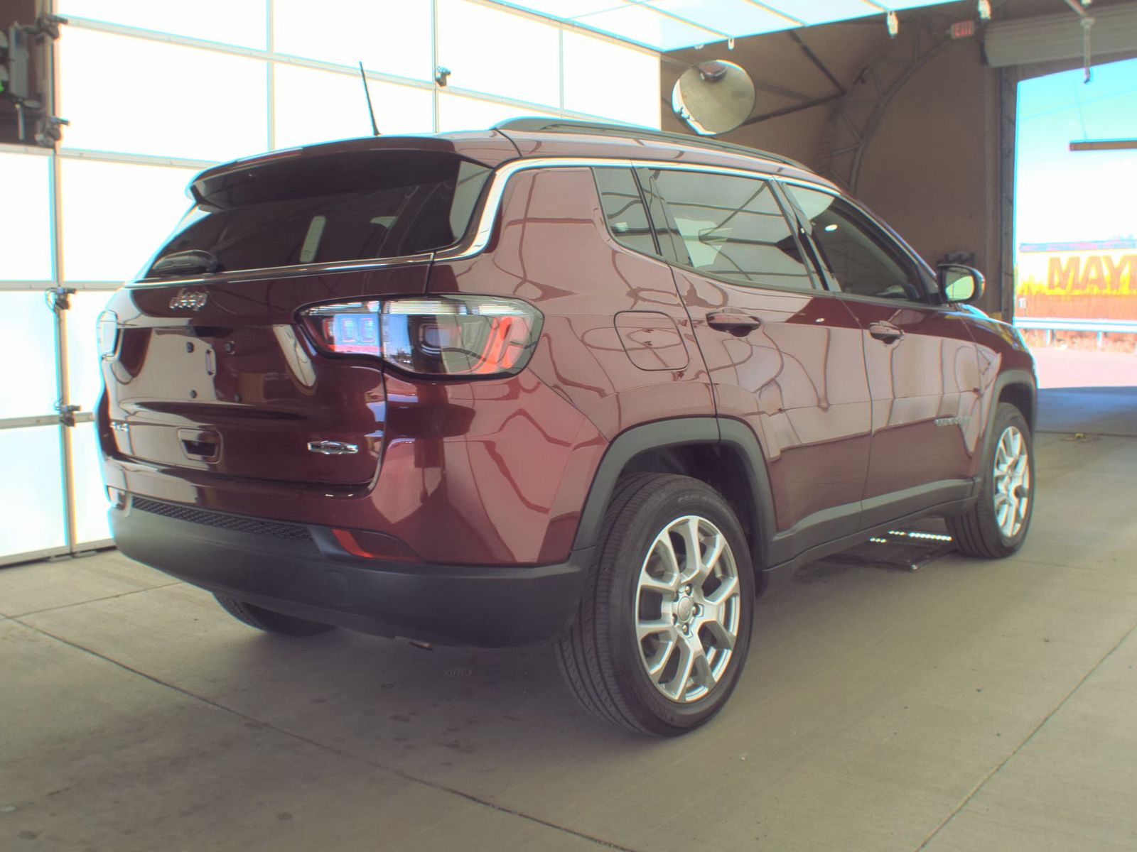 2022 Jeep Compass Latitude Lux AWD