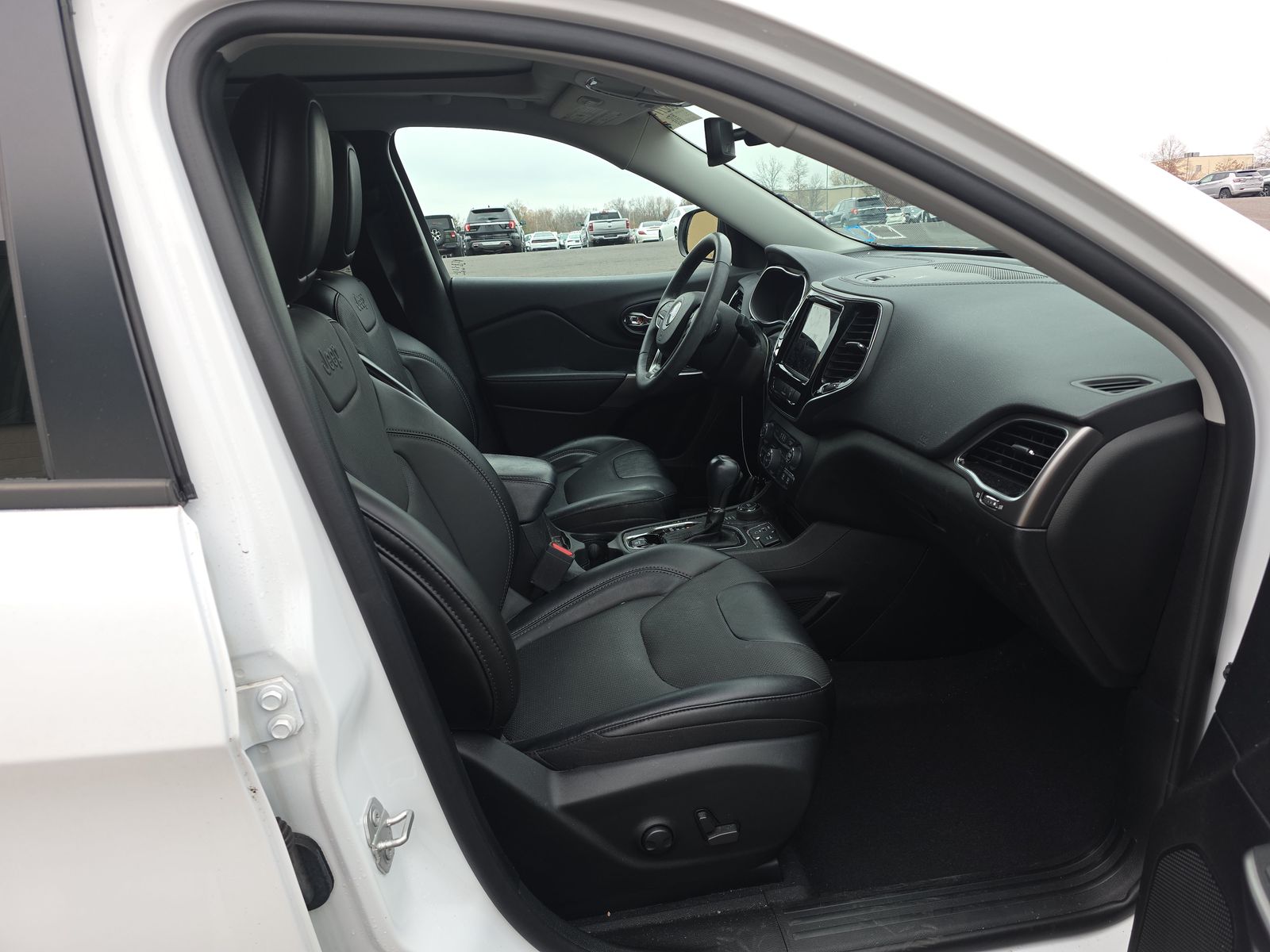 2022 Jeep Cherokee Limited AWD