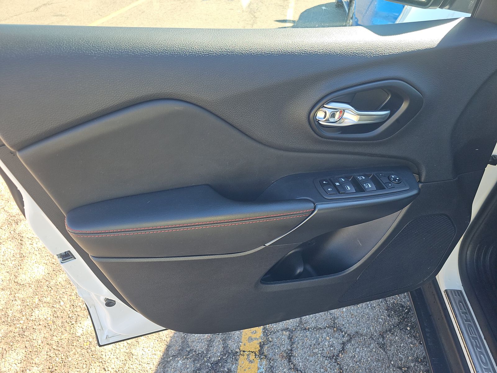 2022 Jeep Cherokee Trailhawk AWD