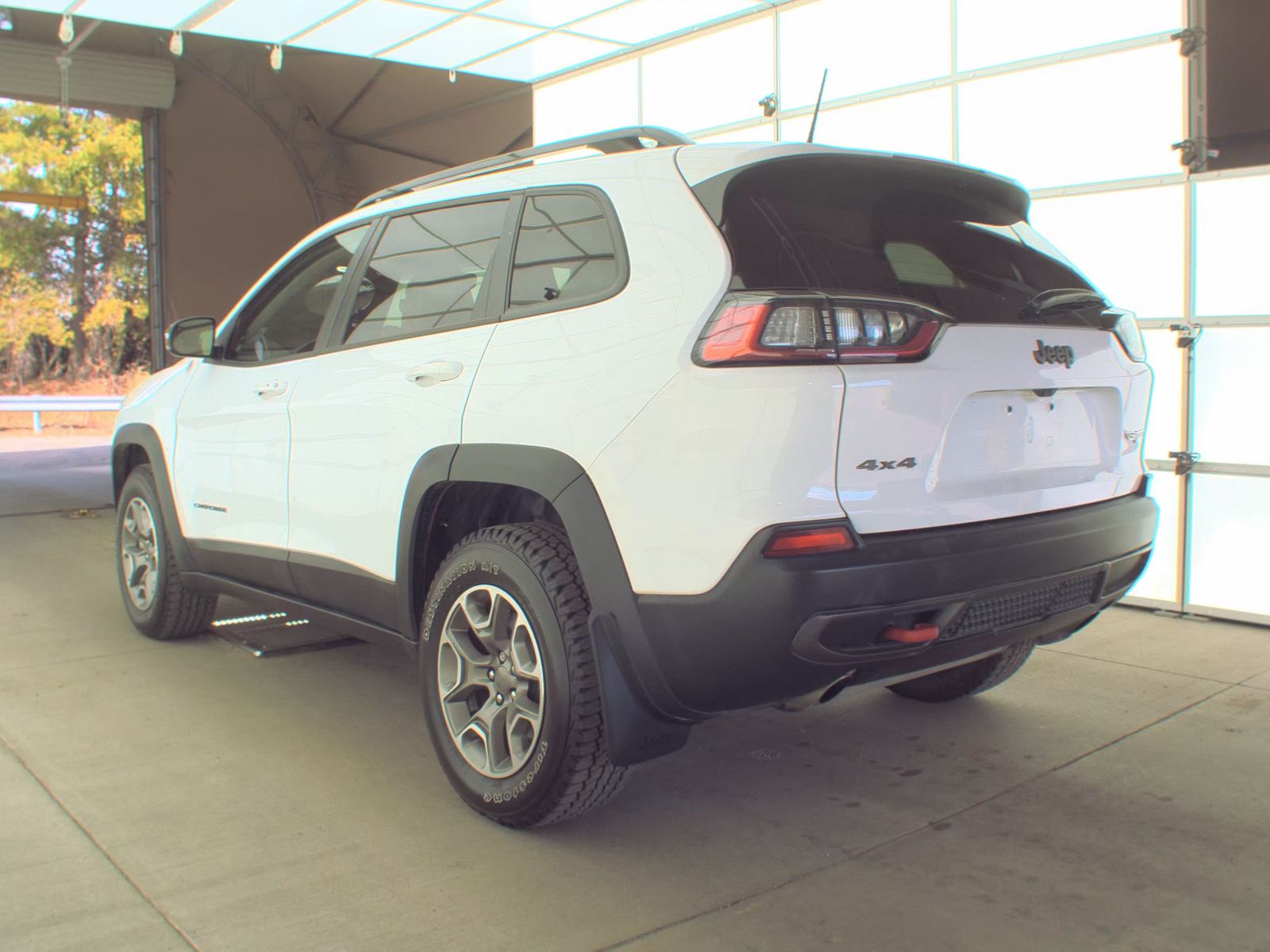 2022 Jeep Cherokee Trailhawk AWD