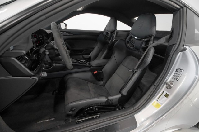 2024 Porsche 911 Carrera T RWD