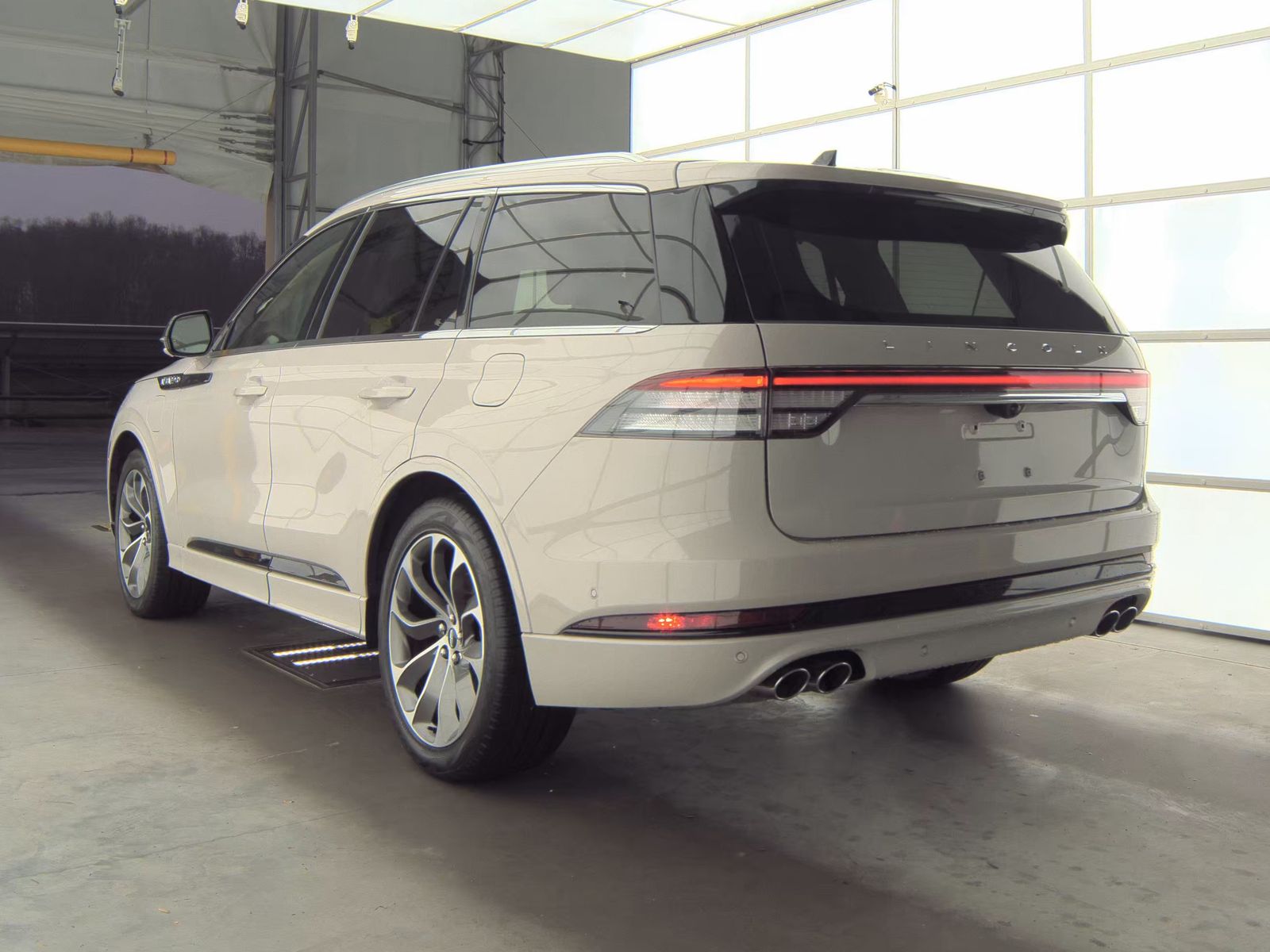 2022 Lincoln Aviator Plug-In Hybrid Grand Touring AWD