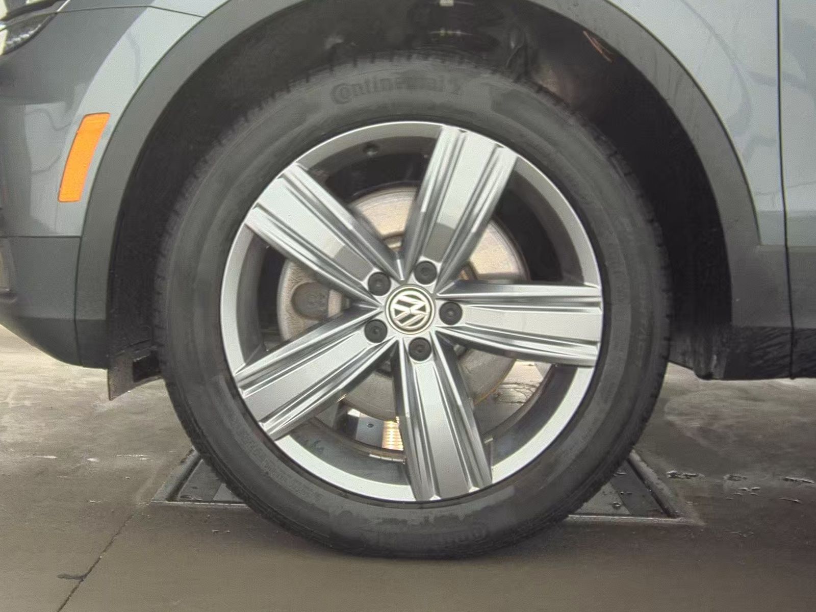 2019 Volkswagen Tiguan 2.0T SEL Premium R-Line AWD