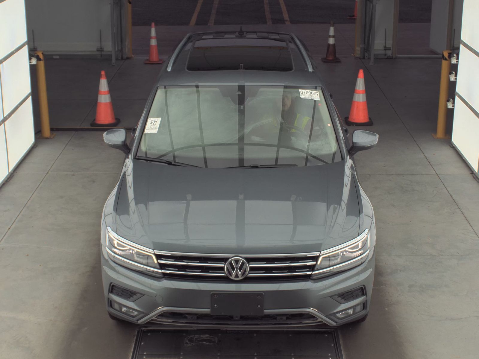 2019 Volkswagen Tiguan 2.0T SEL Premium R-Line AWD