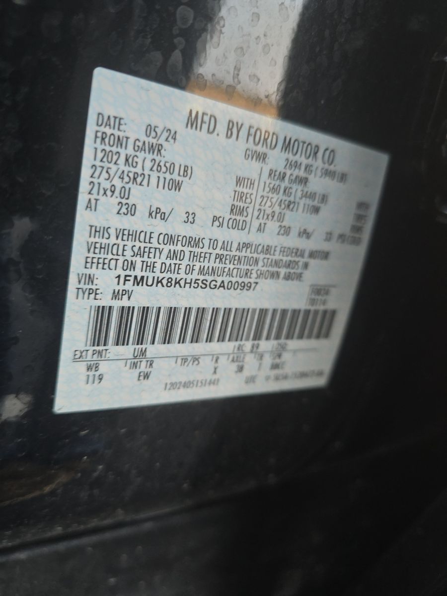 2025 Ford Explorer ST-Line AWD