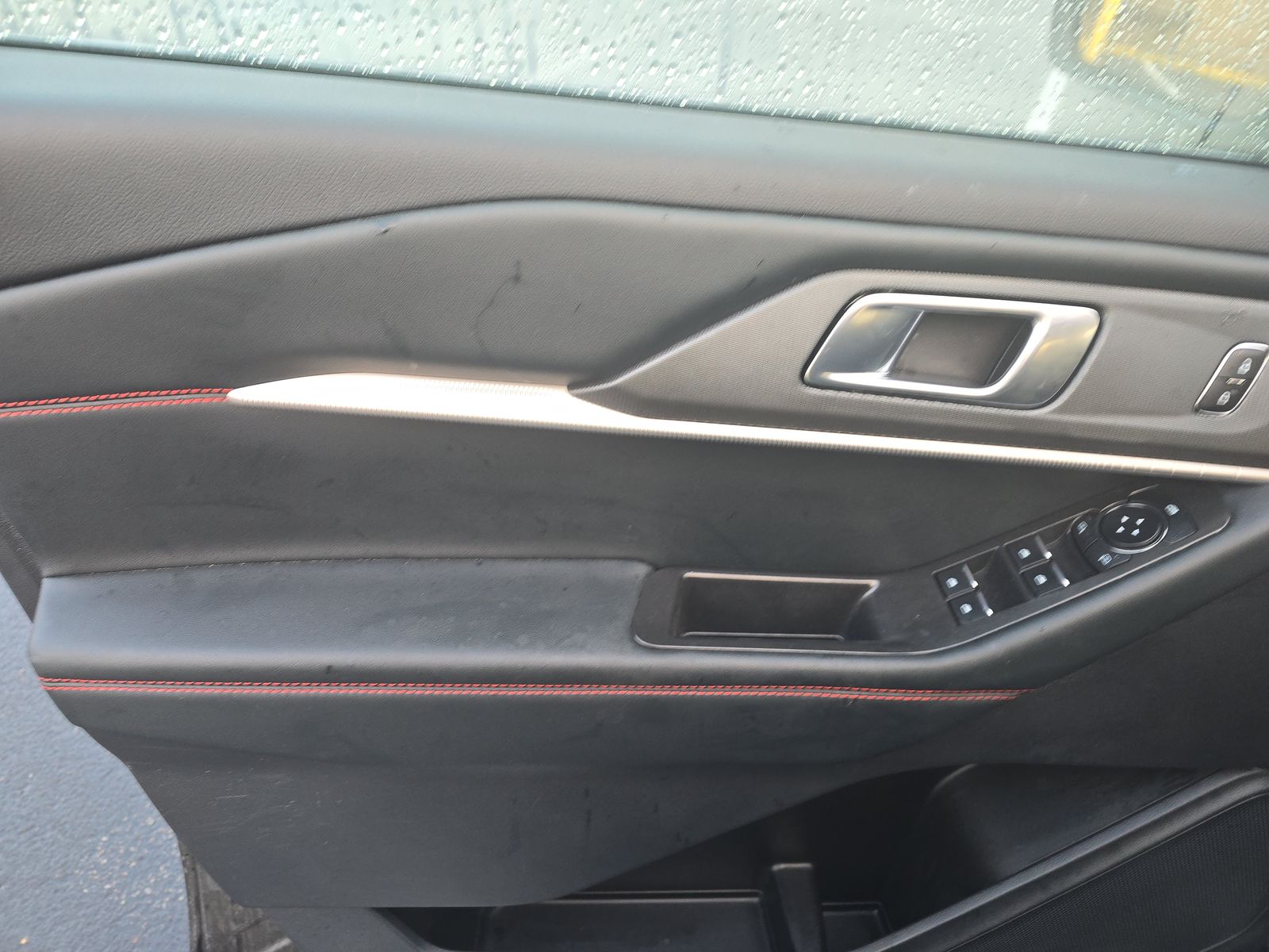 2025 Ford Explorer ST-Line AWD