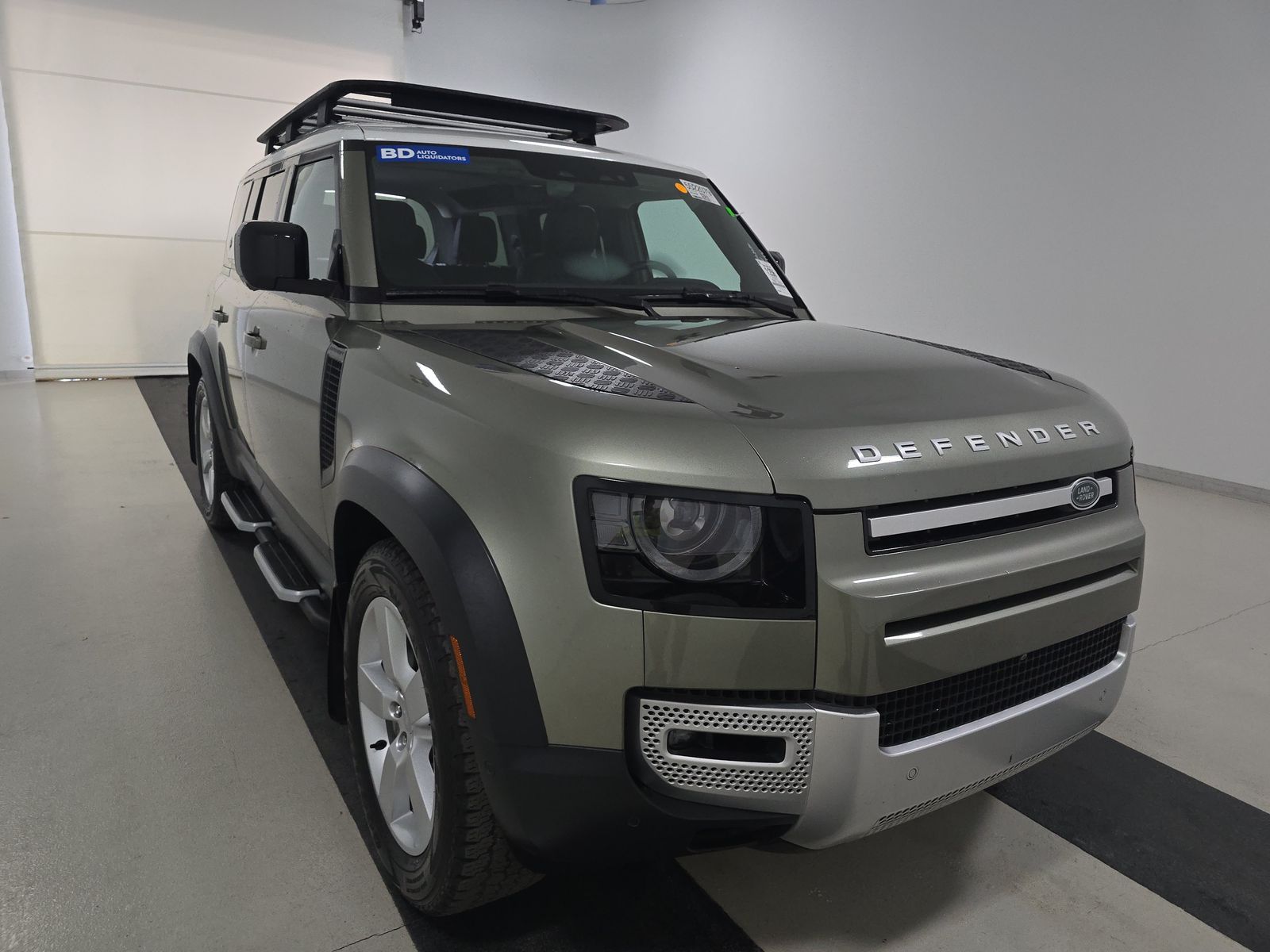 2022 Land Rover Defender 110 SE AWD