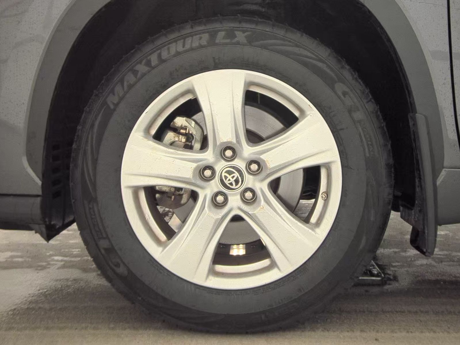 2023 Toyota Highlander LE AWD