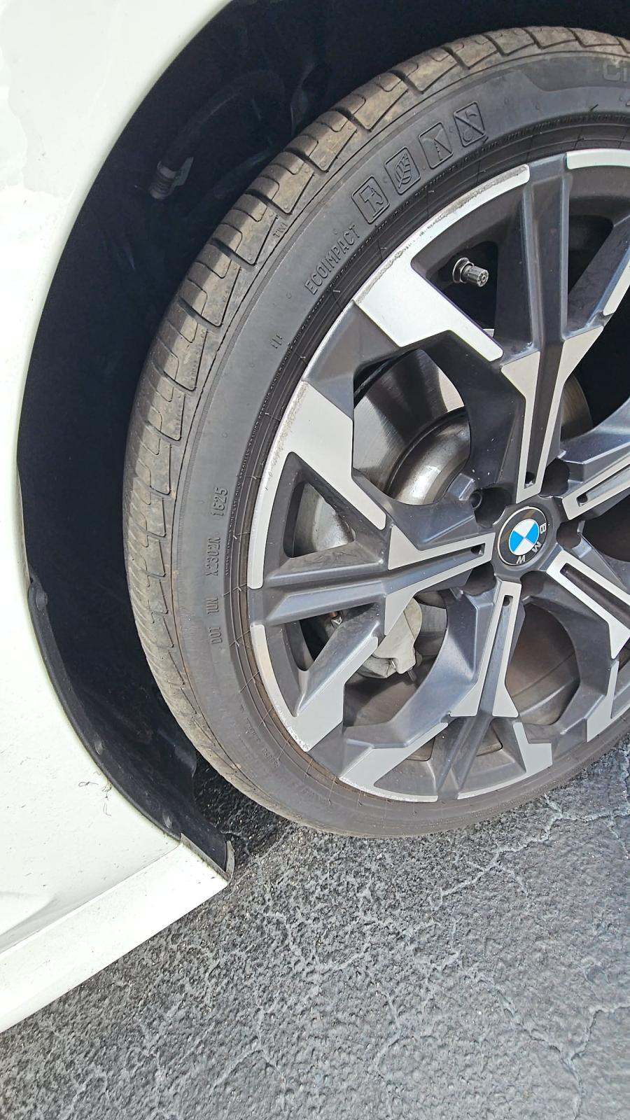 2025 BMW 3 Series 330i RWD