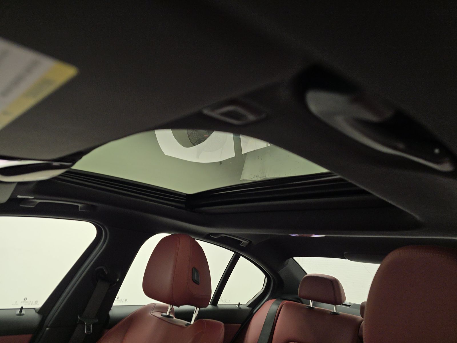 2025 BMW 3 Series 330i RWD