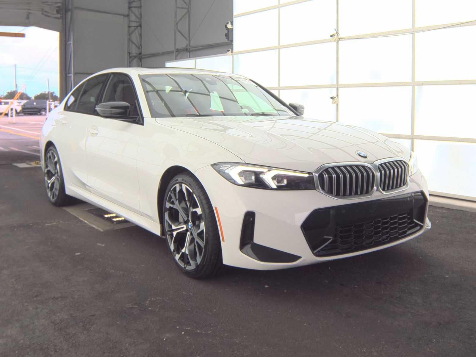 2025 BMW 3 Series 330i RWD