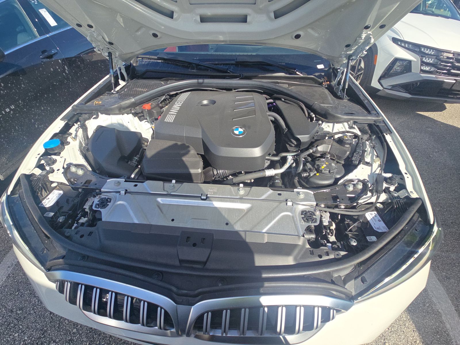 2025 BMW 3 Series 330i RWD