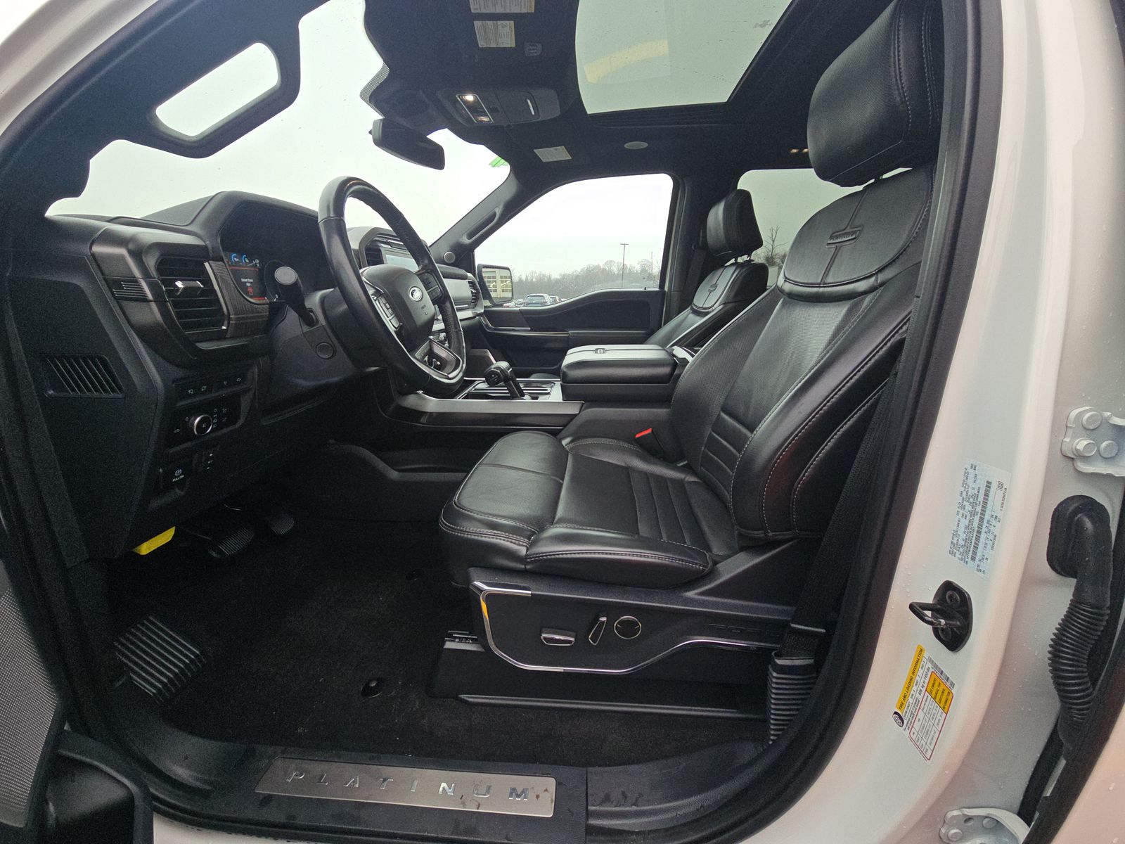 2023 Ford F-150 Platinum AWD