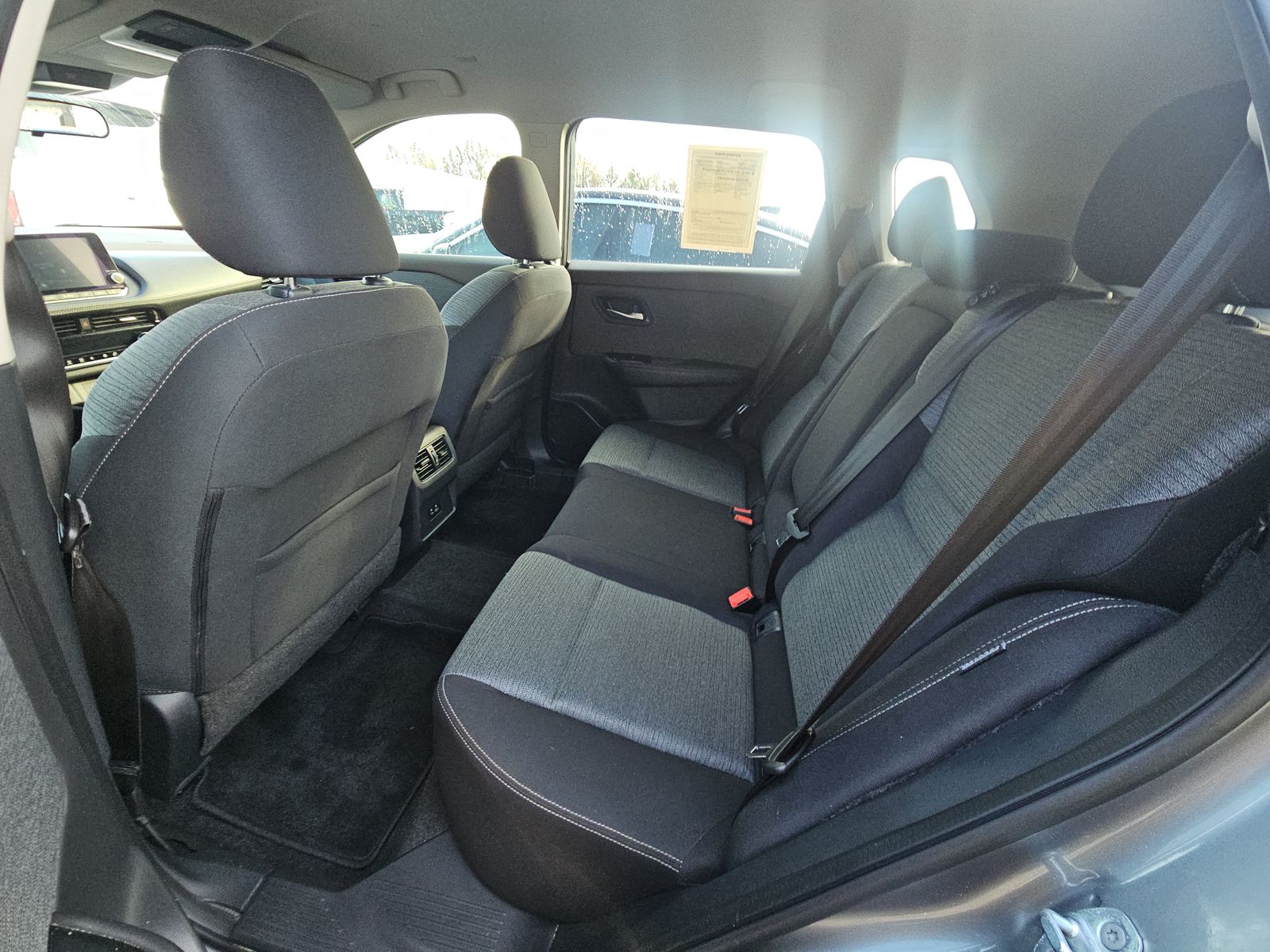 2022 Nissan Rogue SV FWD