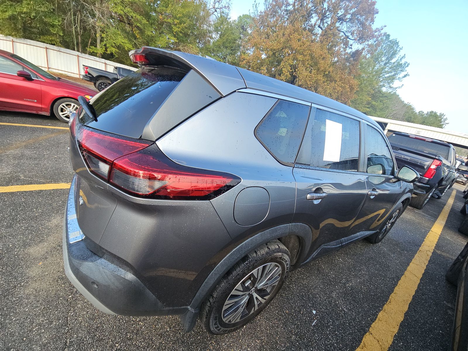 2022 Nissan Rogue SV FWD