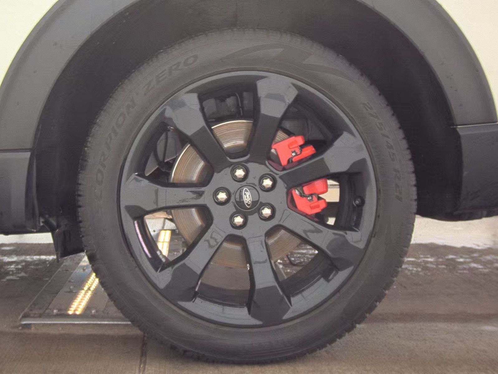 2023 Ford Explorer ST AWD