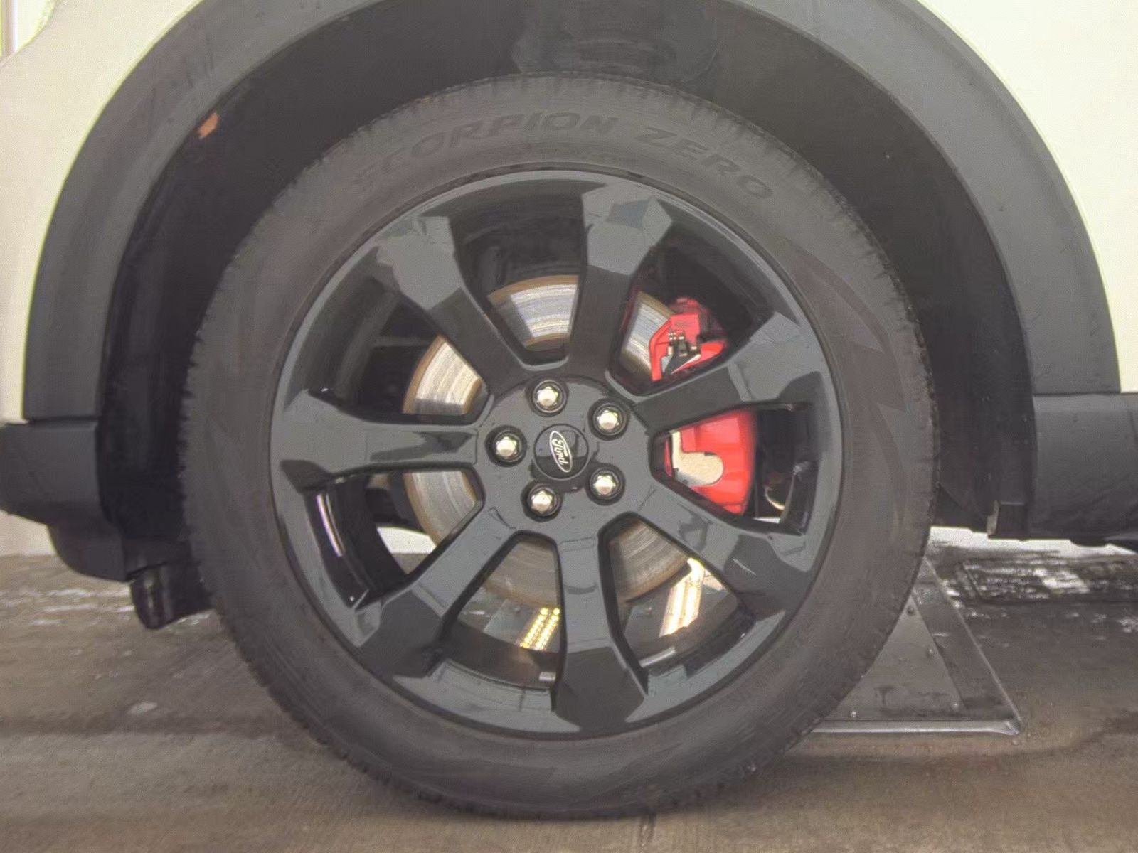 2023 Ford Explorer ST AWD