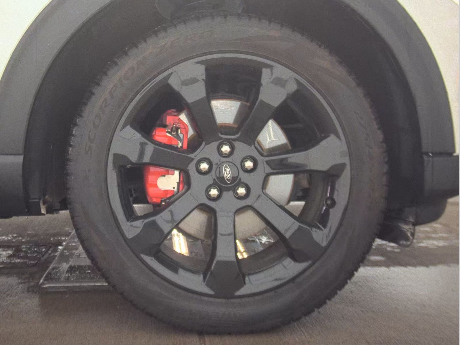 2023 Ford Explorer ST AWD