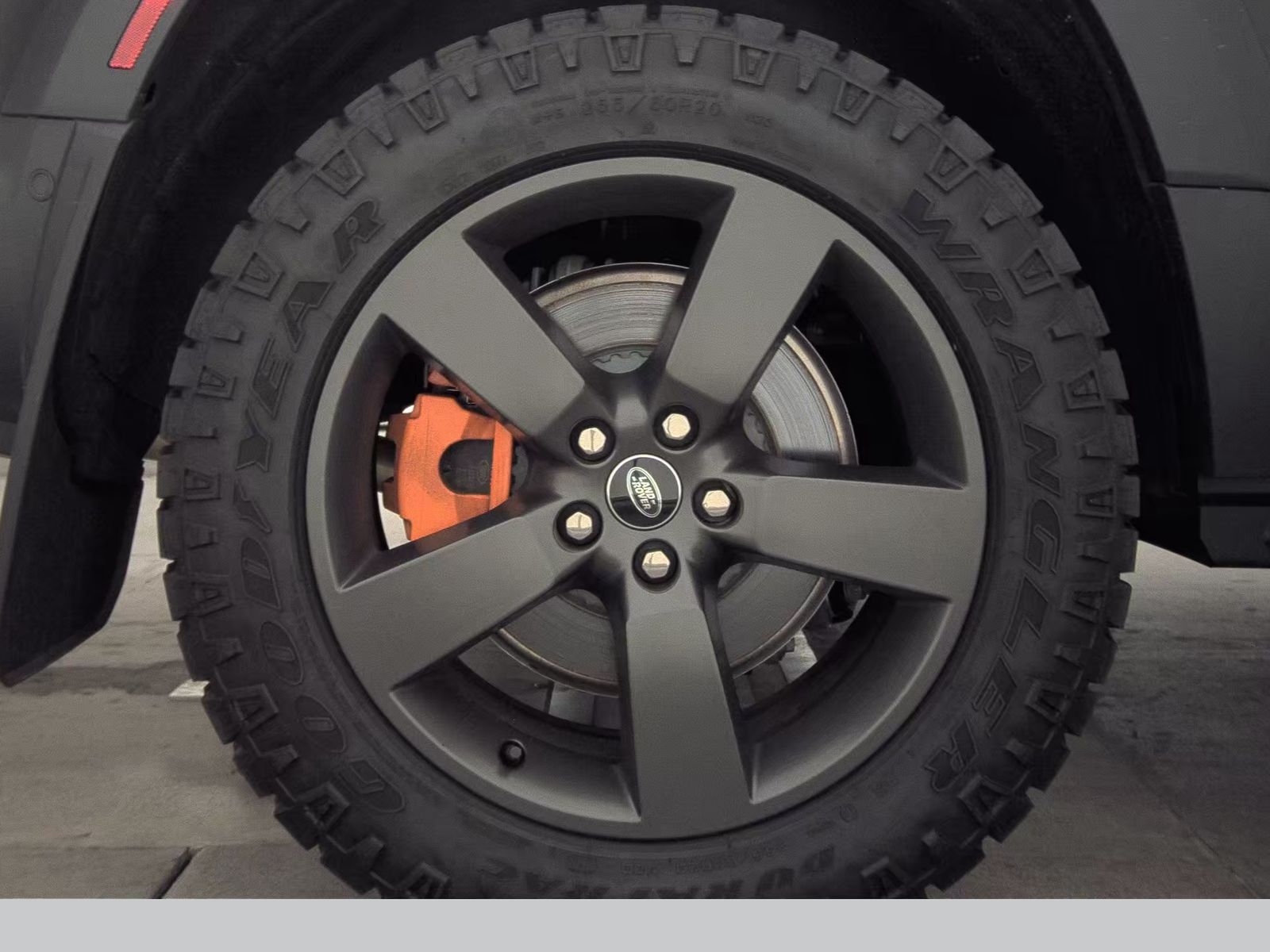 2023 Land Rover Defender 130 SE AWD