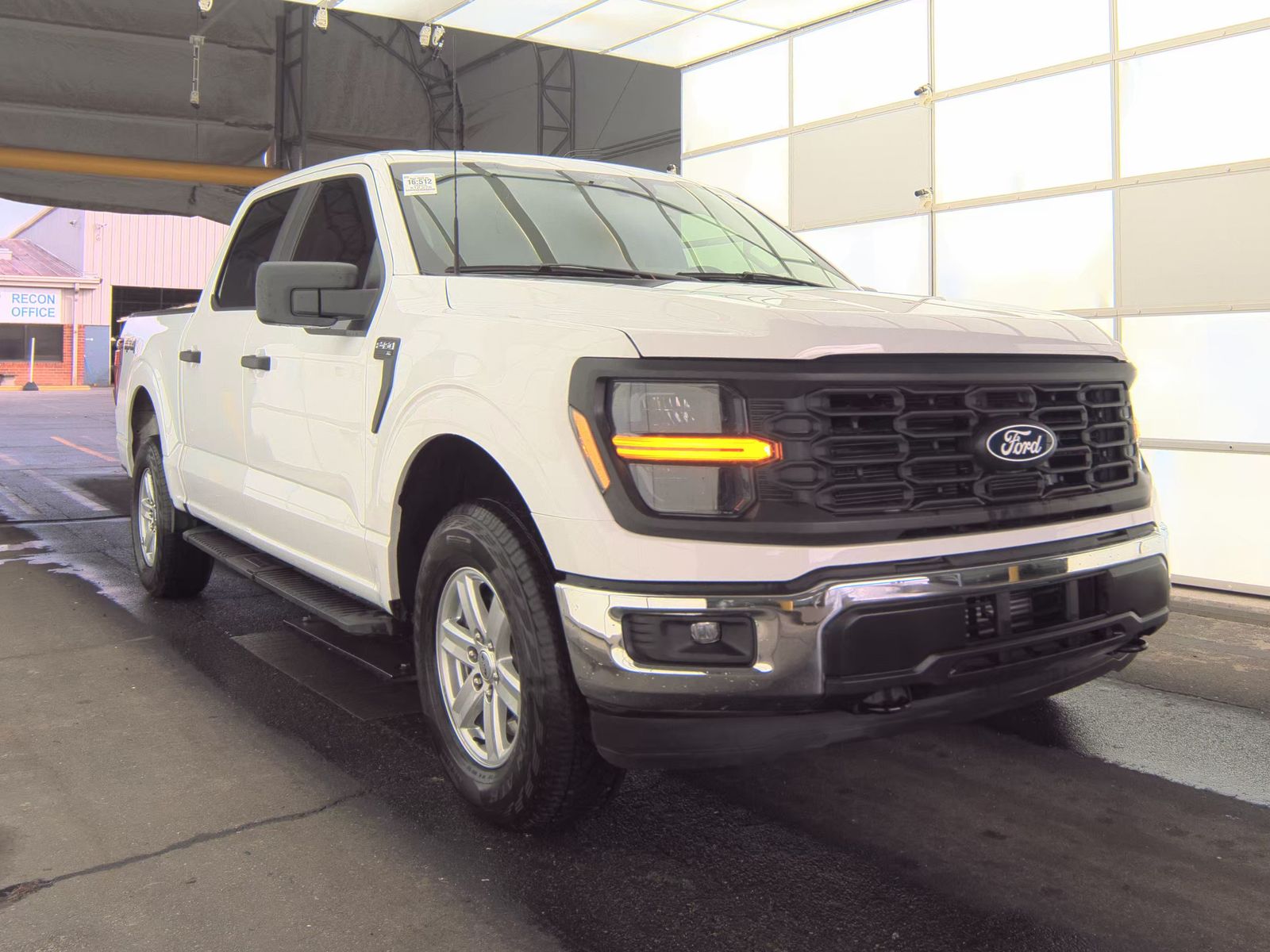 2024 Ford F-150 XL AWD