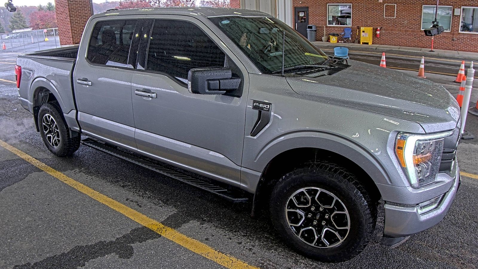 2023 Ford F-150 XLT AWD