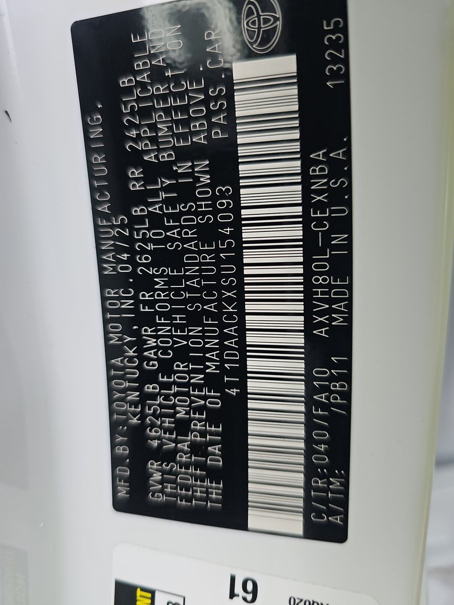 2025 Toyota Camry LE FWD