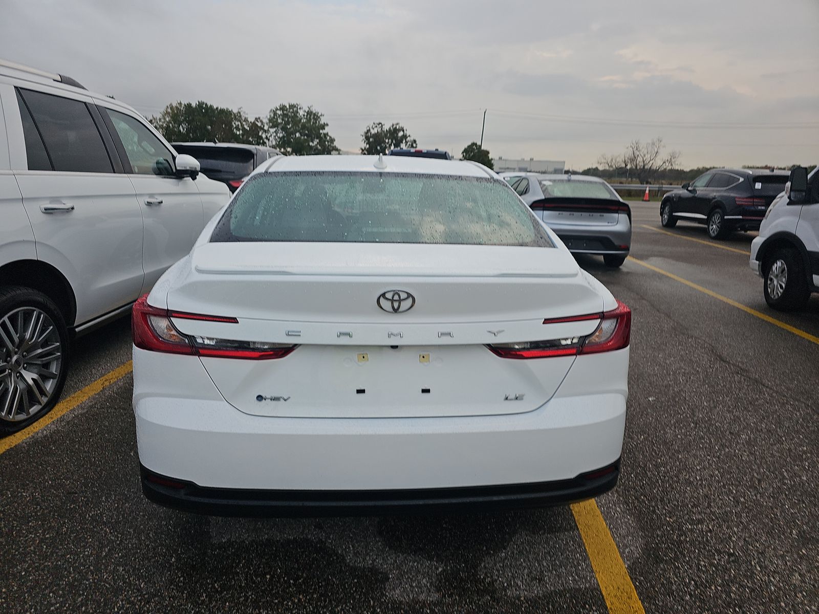 2025 Toyota Camry LE FWD