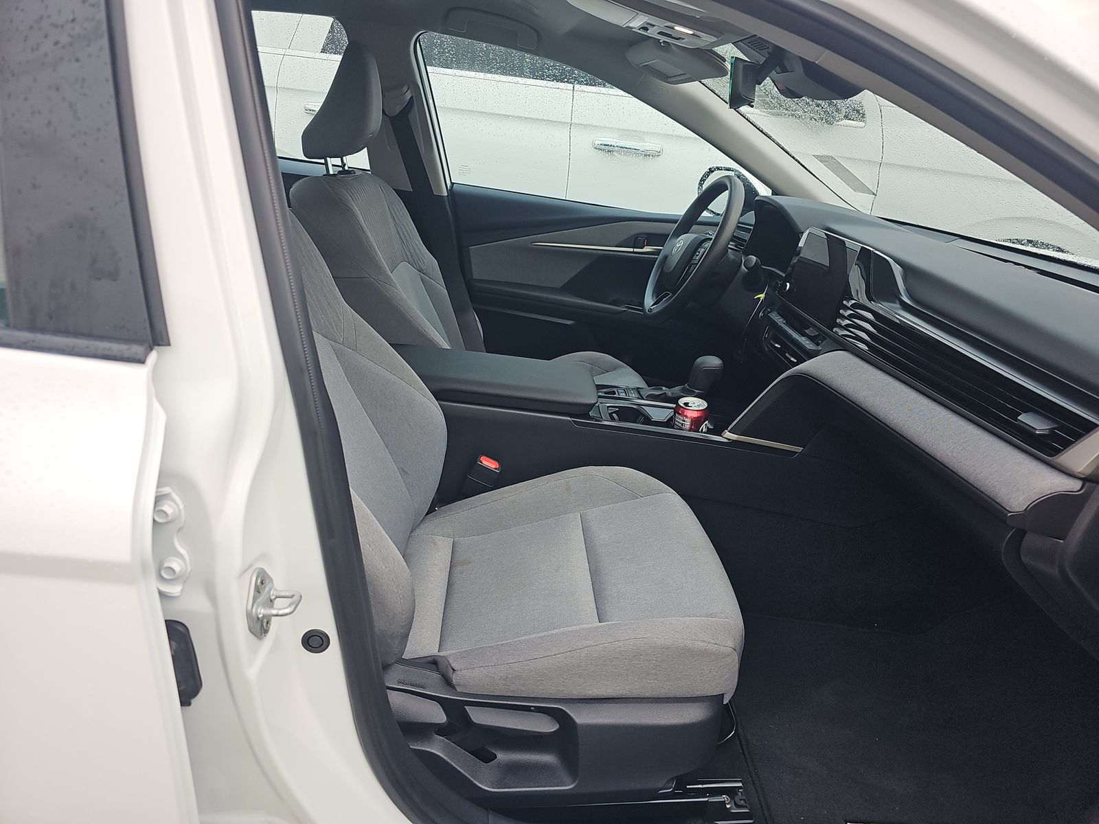 2025 Toyota Camry LE FWD