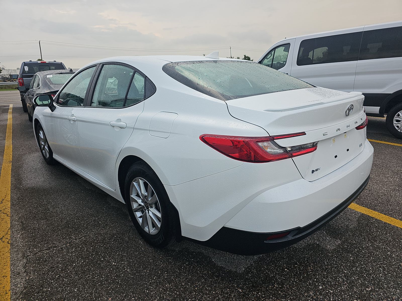 2025 Toyota Camry LE FWD