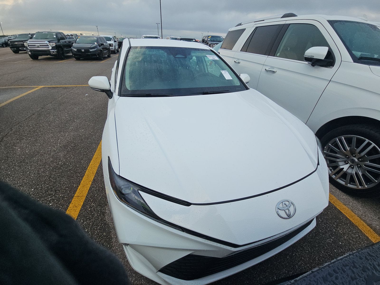 2025 Toyota Camry LE FWD