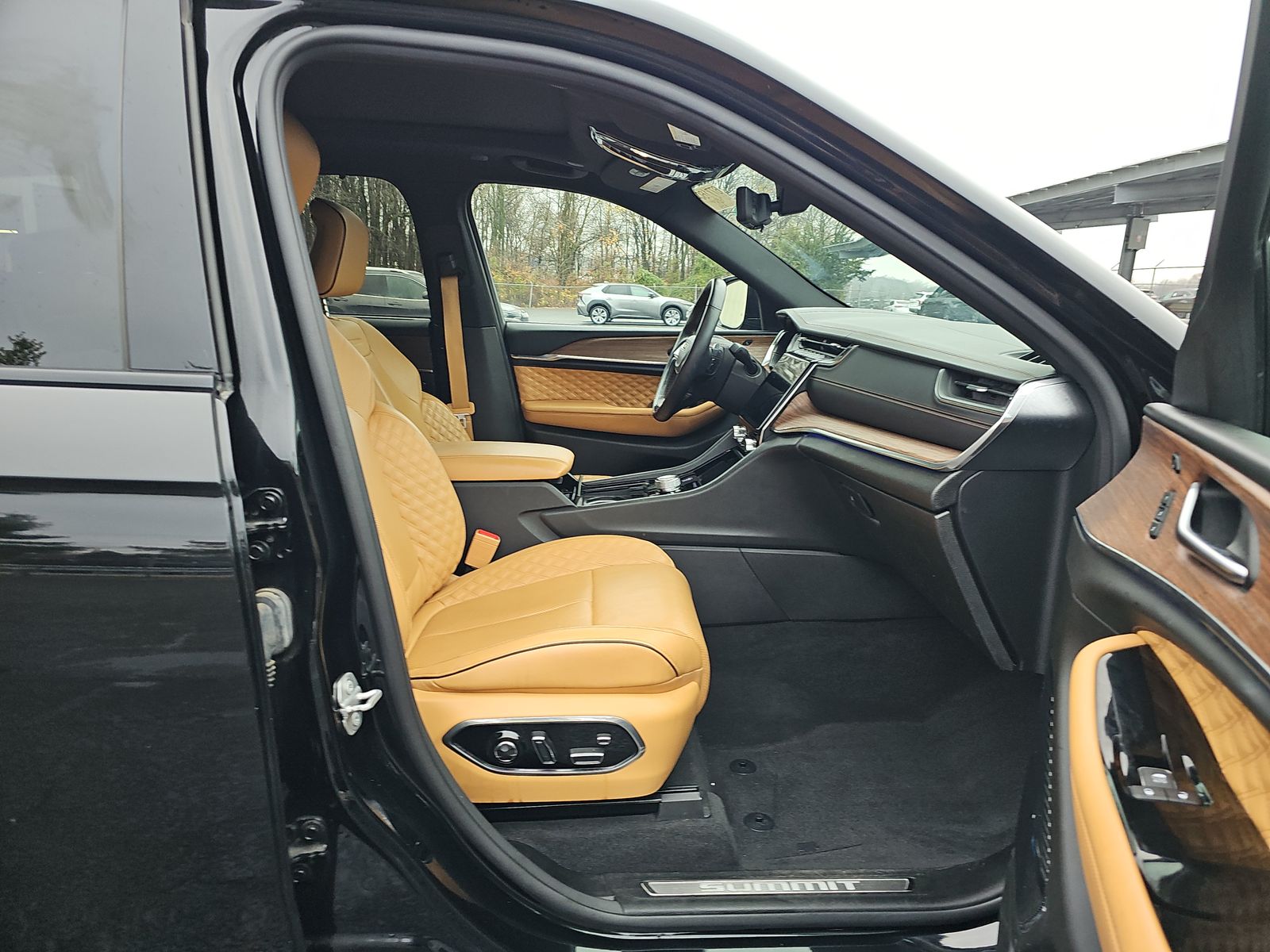 2022 Jeep Grand Cherokee Summit AWD