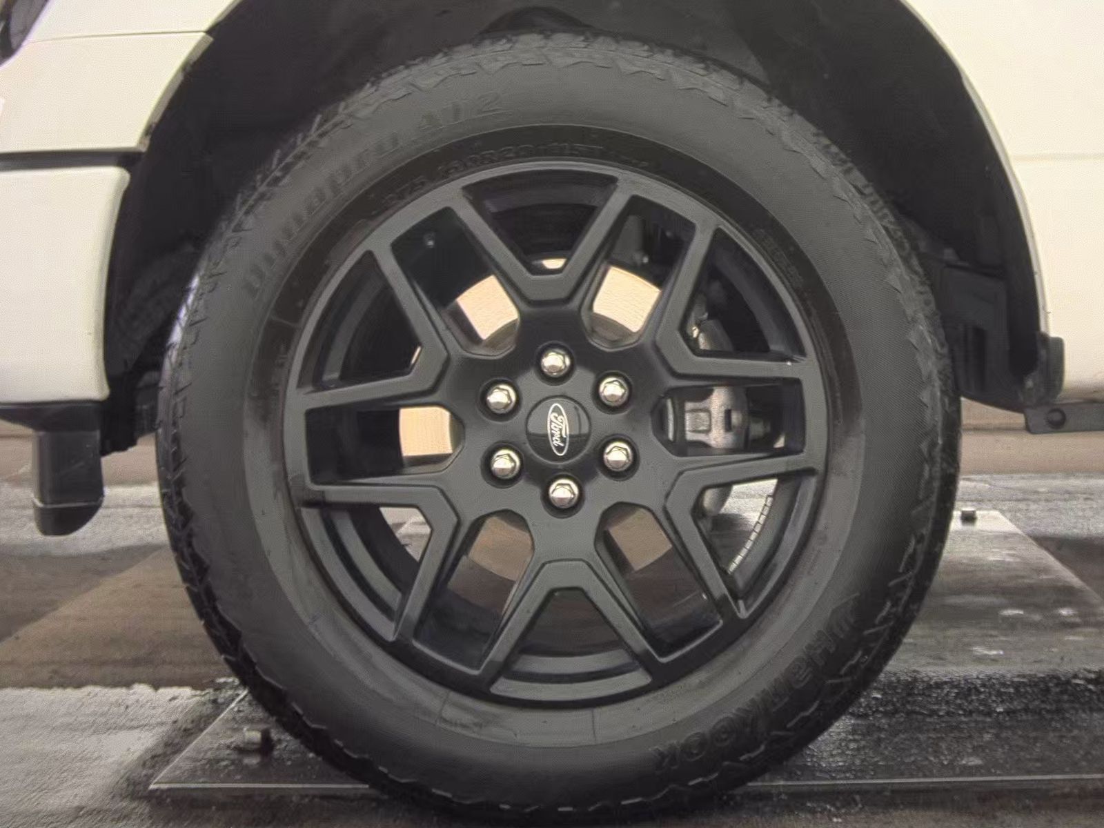 2024 Ford F-150 STX AWD