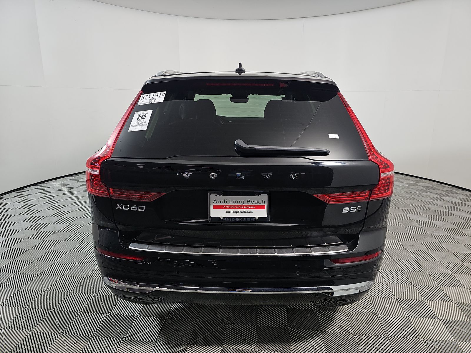2023 Volvo XC60 B5 Plus AWD