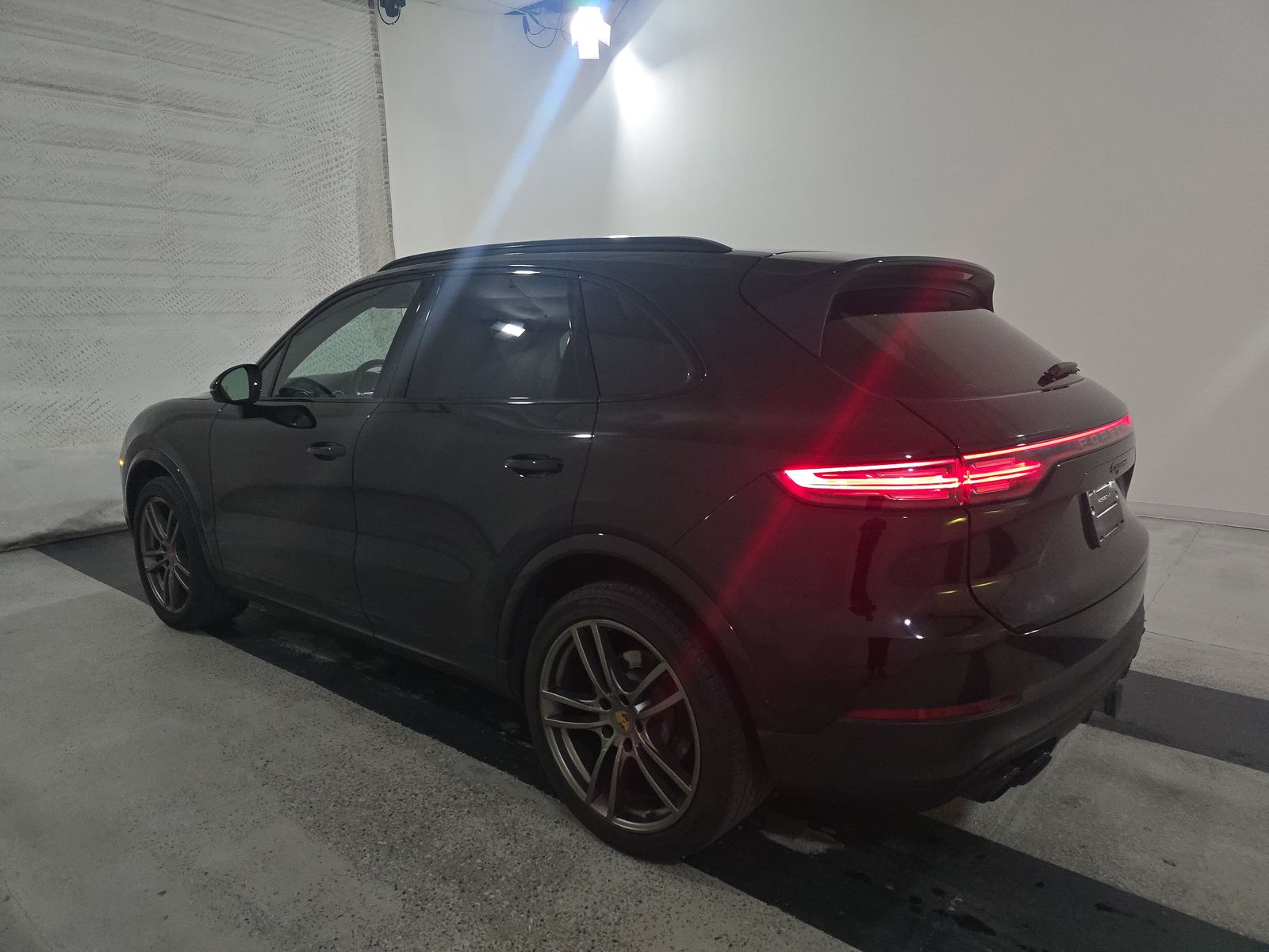 2022 Porsche Cayenne Platinum Edition AWD