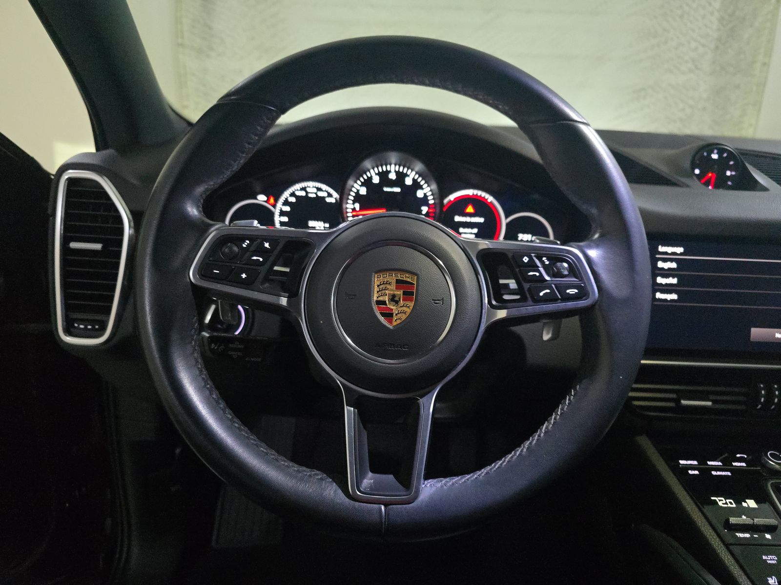 2022 Porsche Cayenne Platinum Edition AWD