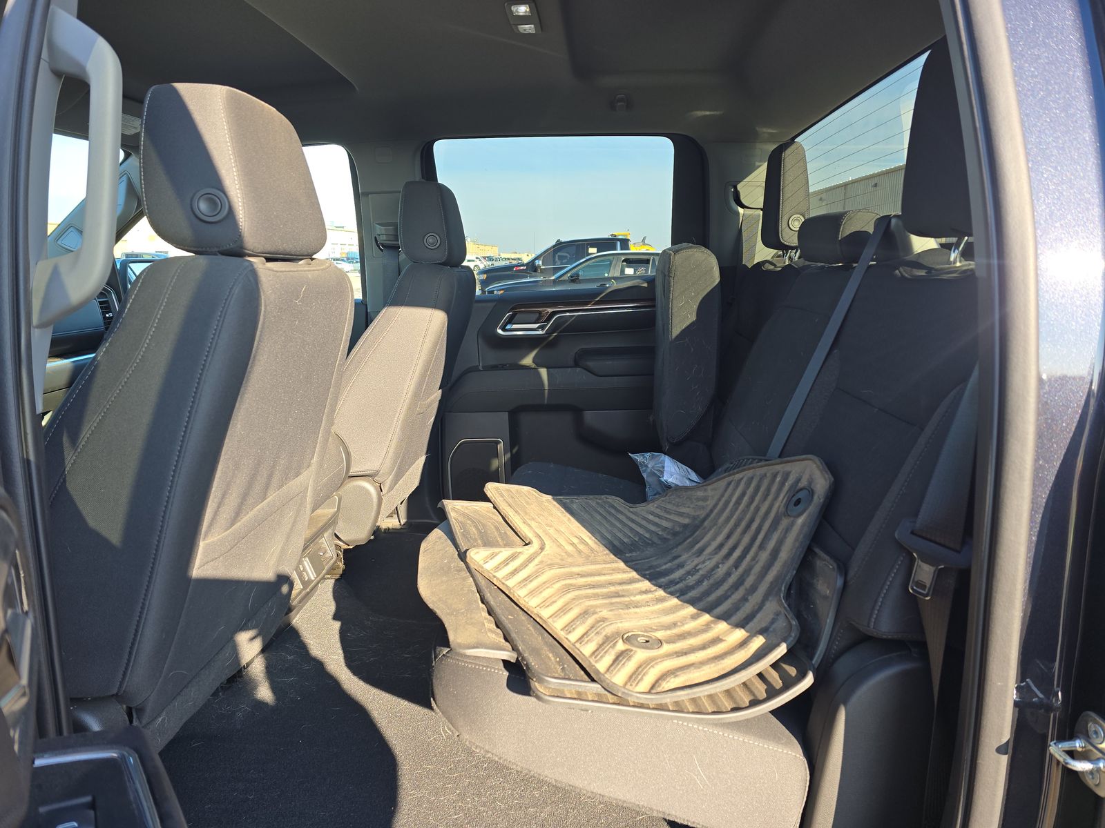 2023 Chevrolet Silverado 1500 LT AWD