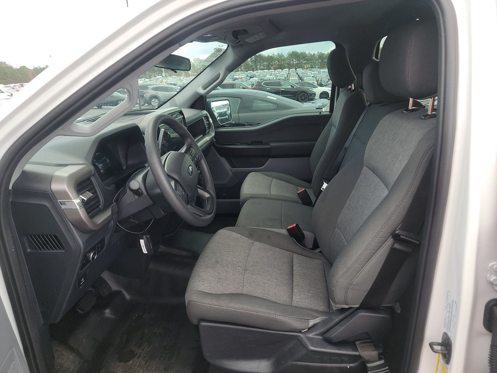 2024 Ford F-150 XL AWD